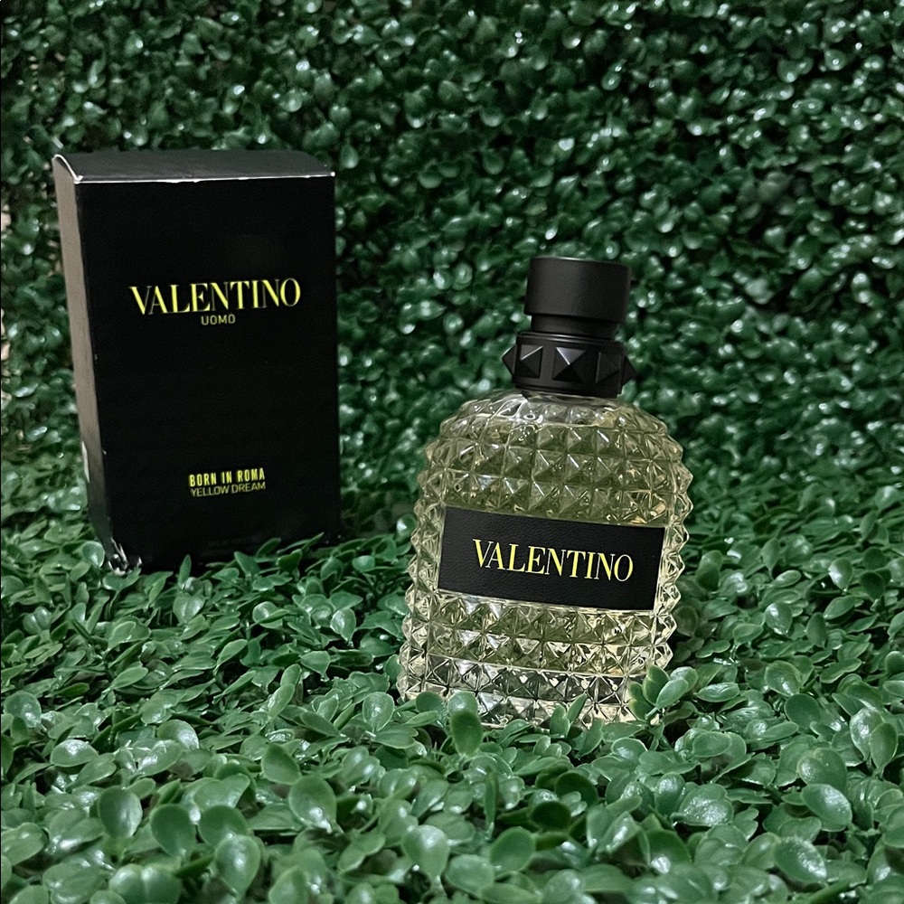 Authentic Valentino Uomo Born In Roma Yellow Dream Fragrance MEN